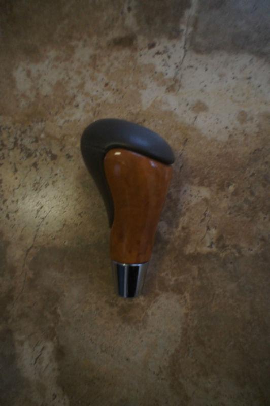 Sell Lexus RX 350 2008 wood shift knob in Lawrenceville, US