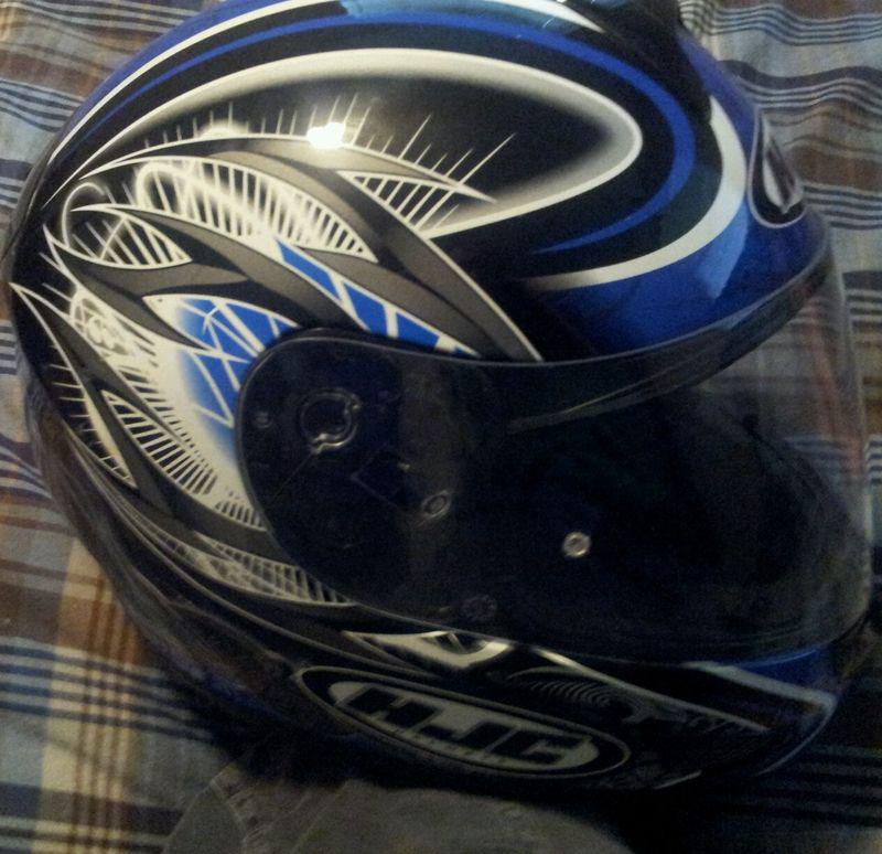 Motorcycle helmet