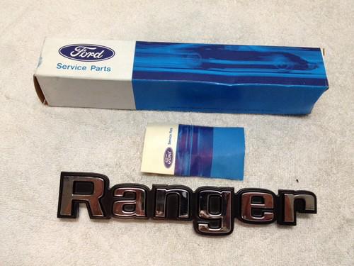 Nos oem ford f100 f150 f250 f350 ranger name plate emblem d6tz-9925622-b