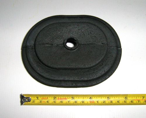 Gear shifting boot for bluebird 510 1970 - 1972