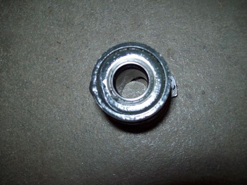 1964-1973 9.5 hp johnson evinrude gearcase outboard bearing head carrier 0382291