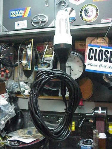 Model xp-87 120 volt inspection light use f13tt flourescent lamp 4 extra bulbs