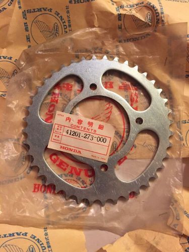 Genuine honda nos 41201-273-000 cl72 40t rear sprocket