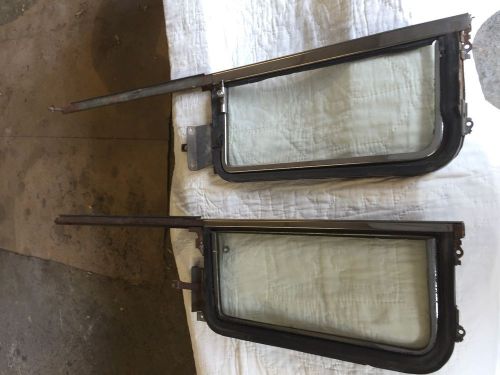 1958 pontiac starchief vent window assemblies