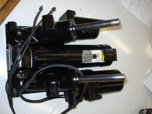 Mercury power trim 855998a3 fits v6 2 stroke outboards many 2000 - 2006 models