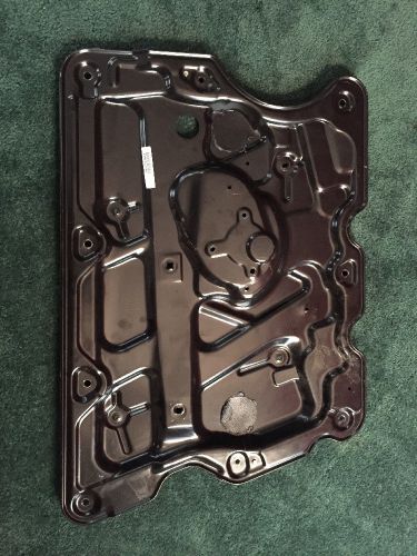 2006 nissan maxima driver side panel