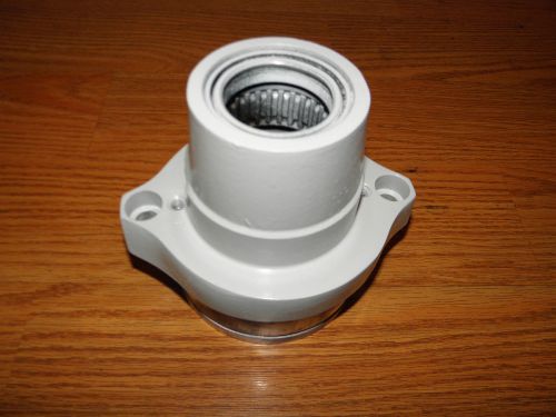 Volvo penta  duoprop outdrive lower gear case bearing carrier