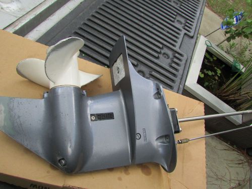 Yamaha 15hp hp outboard 2 stroke motor lower unit foot  (like new)  2003