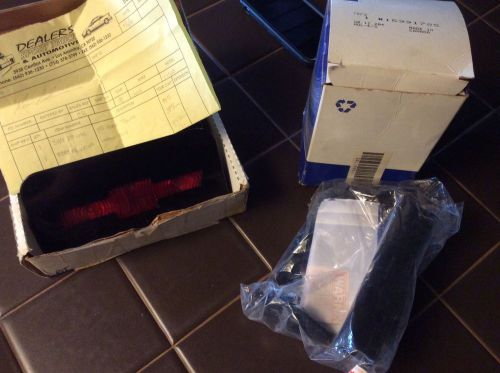 Oem gm tailgate handle part# 15991785 1988-98 gm full size truck bow tie lite