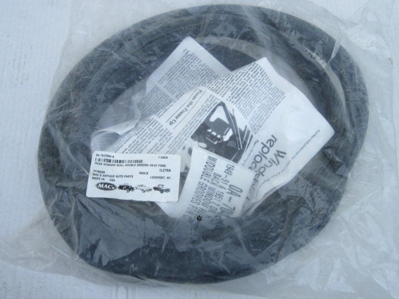 1949-51 ford rear window rubber seal (double groove)