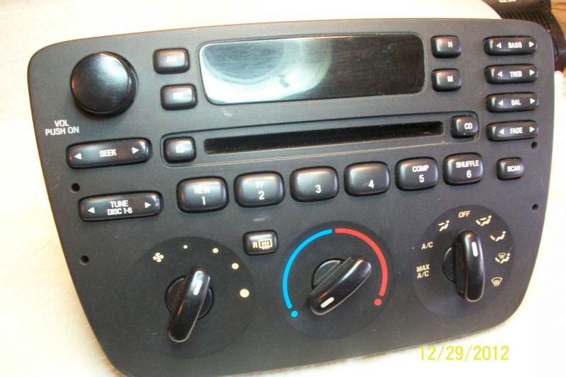 Ford cd radio for taurus / sable     30 day warr    free shipping