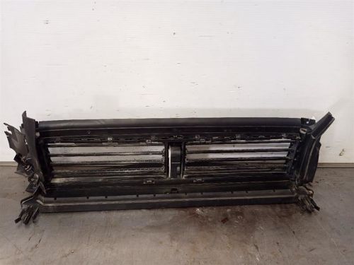 Active Air Shutter Grille from 2023 Chevrolet Malibu 1.5T 9892862, US $164.69, image 9