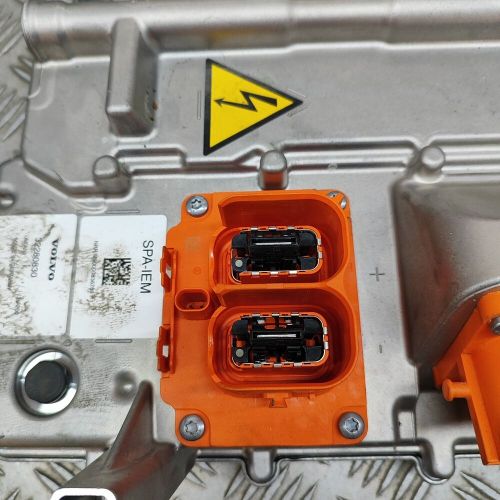 VOLVO V60 MK2 INVERTER 32280830 2.0 HYBRID 250KW 2020 26547938-, US $, image 2