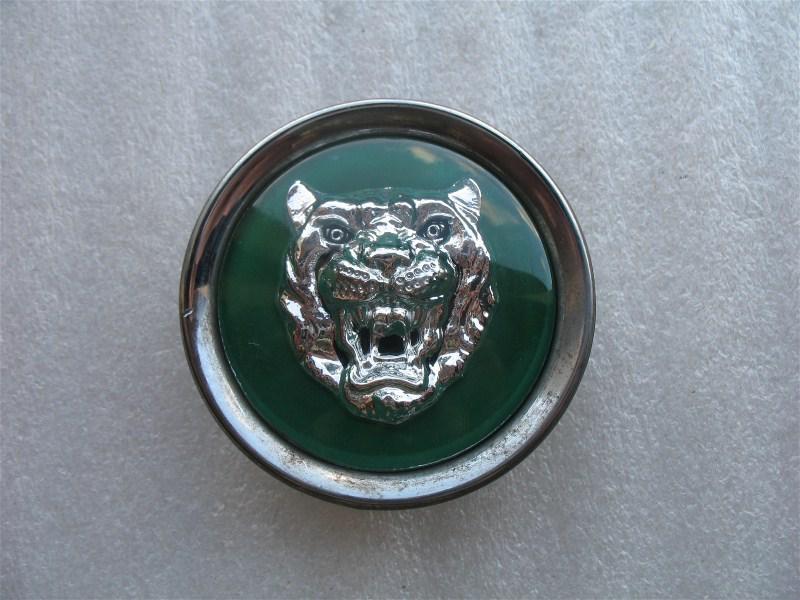 1997 jaguar xj xjr xj6 xj12 wheel rim center hub cap hubcap emblem logo 95 96 97