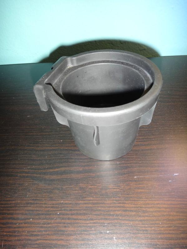 2005 nissan pathfinder le oem original part cupholder cup holder drink bottle