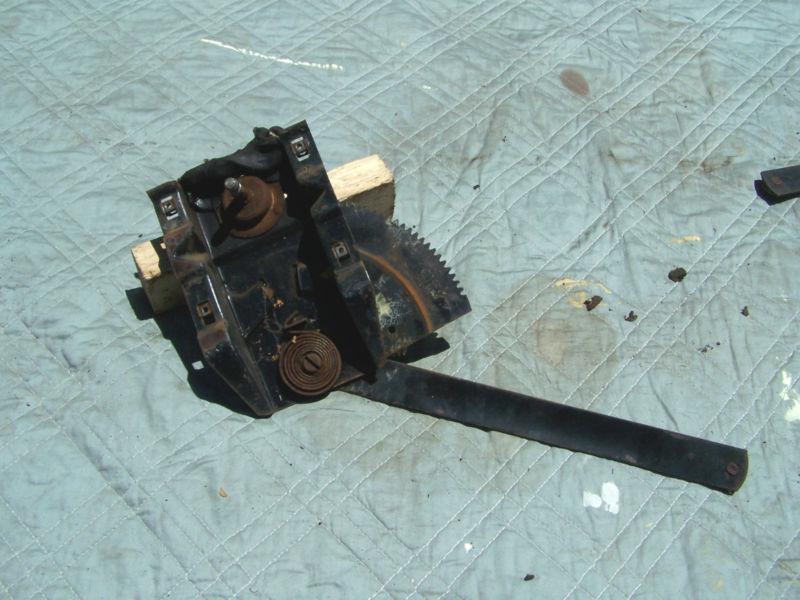 1957 to 1960 ford f-100 / f-350 parts /  window regulator assembly  left