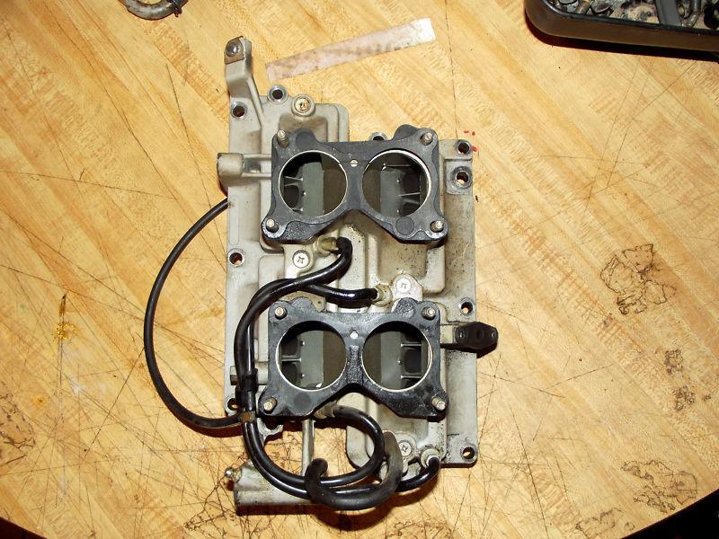 Johnson evinrude 90 hp reeds 389823 manifold 390454 (good and useable)