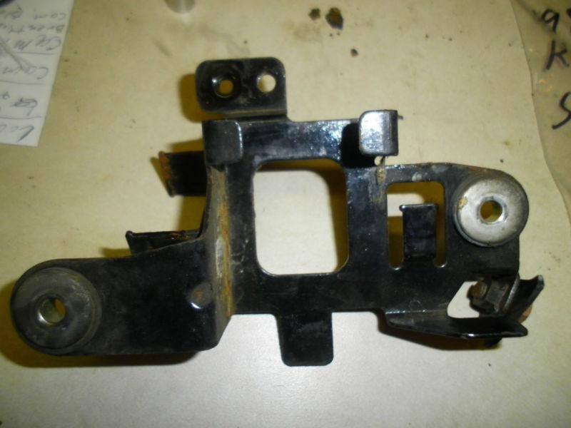 Kawasaki 1982 kz550 kz 550 electrical component mounting plate 