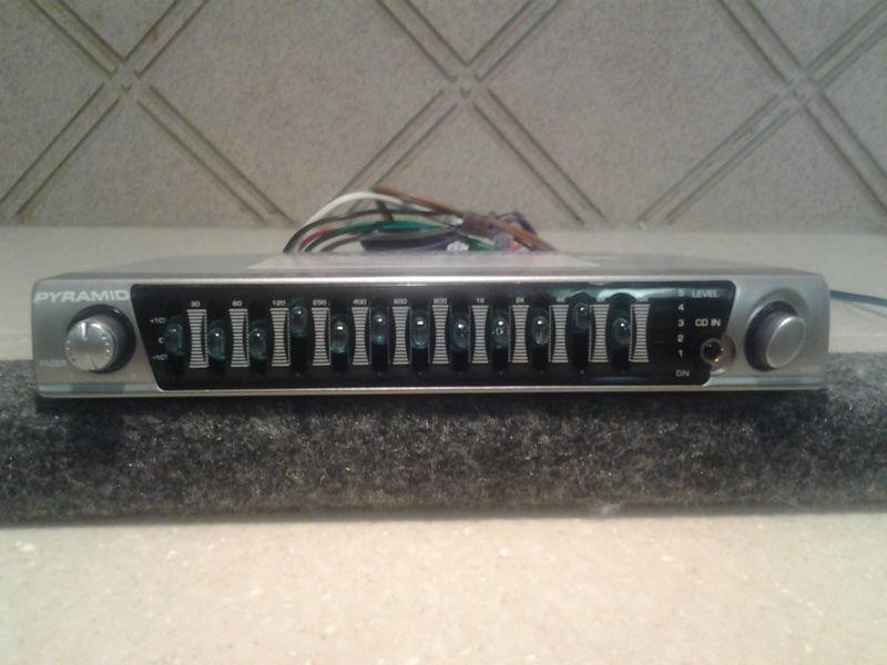 Pyramid 200 Watt Booster & 12 Band Graphic Equalizer - NEW!, US $15.00, image 2