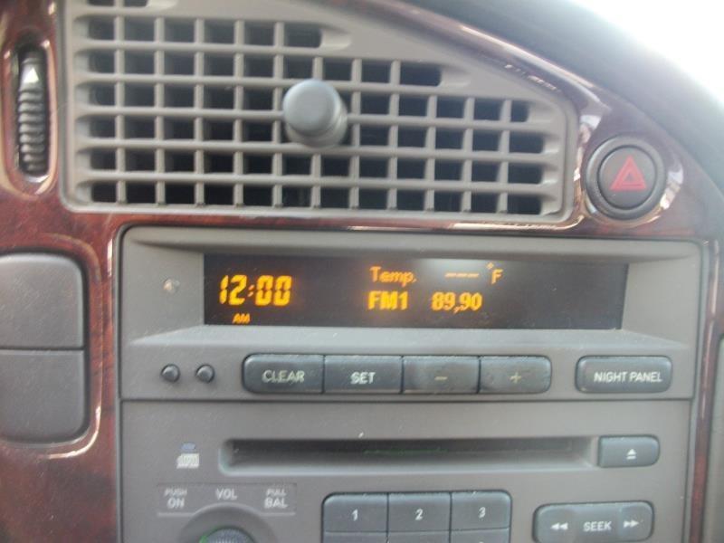 04 05 saab 9-5 info-gps-tv screen info screen w/o gps 1285912