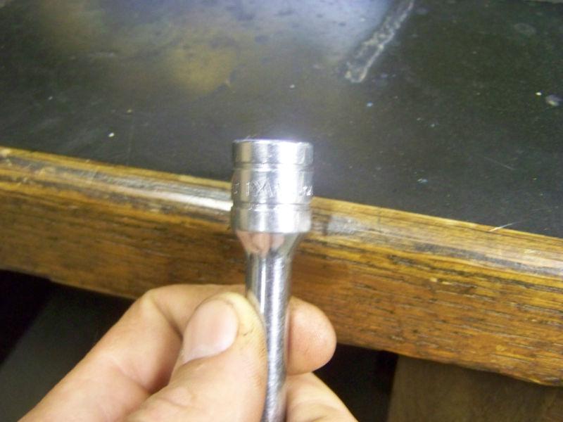 SNAP ON TOOLS 3/8 IN. DRIVE 4