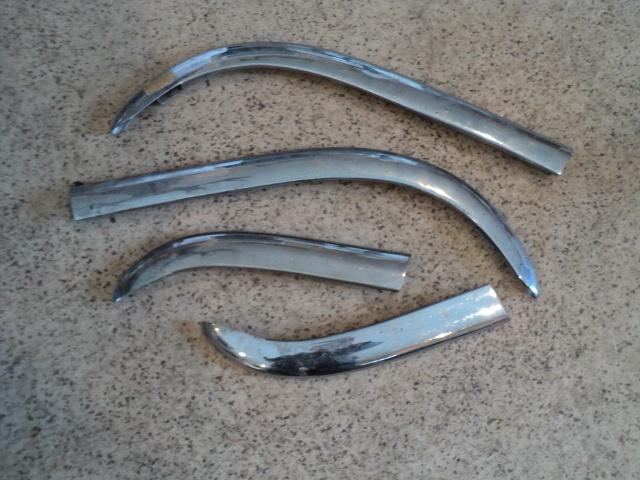 Nos 1951-1952 buick accessory rear and front bumper guards