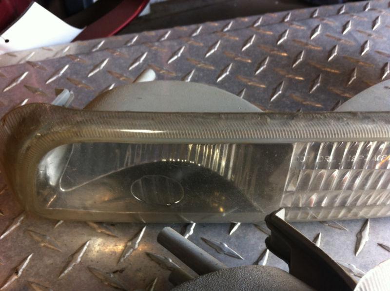 1999-2002 Chevy Silverado 1500 LEFT & RIGHT Front Parking Turn Marker Light , US $20.00, image 3