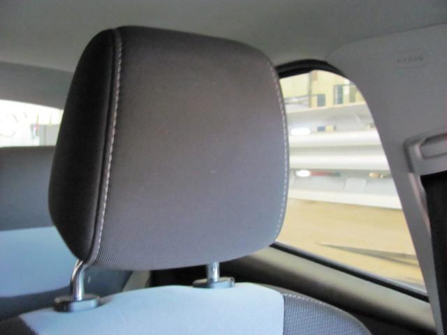 12 focus charcoal drivers front headrest 3h7837 1506279