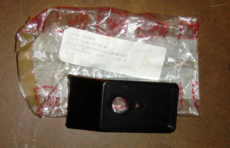 Honda oe reflector housing (right front) elite ch125 ch150 spacy free ship