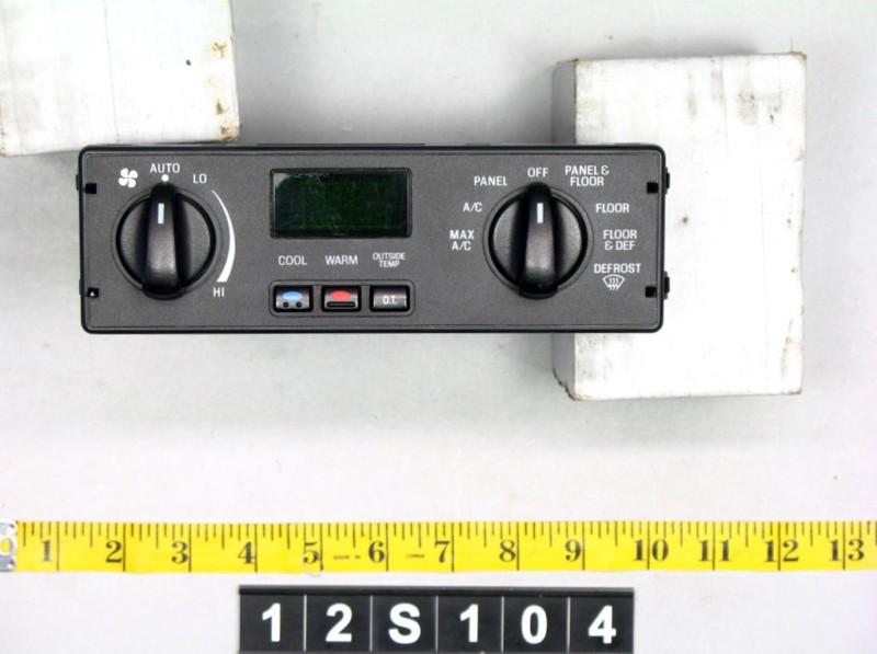 Sell 96 S10 Blazer Temperature climate control AC heat unit panel