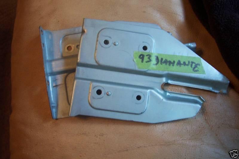 93-96 - mitsubishi - diamante - radio brackets 