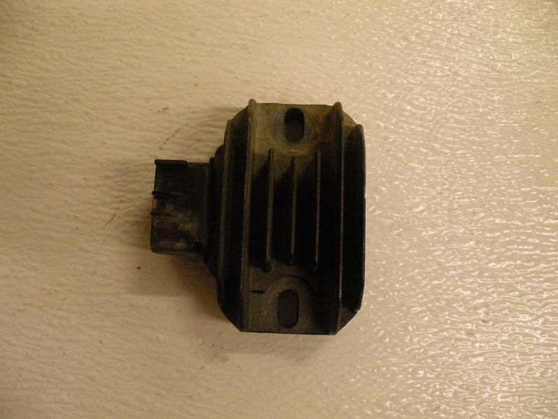 Suzuki z400 voltage regulator / rectifier ltz400