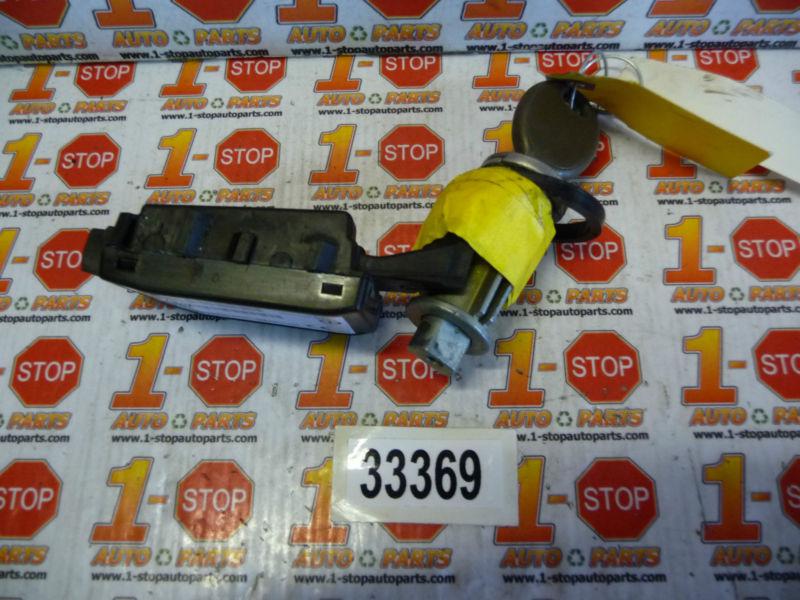 Find 01 02 03 CHRYSLER PT CRUISER IGNITION SWITCH W/KEY & IMMOBILIZER P04671676AD in Houston