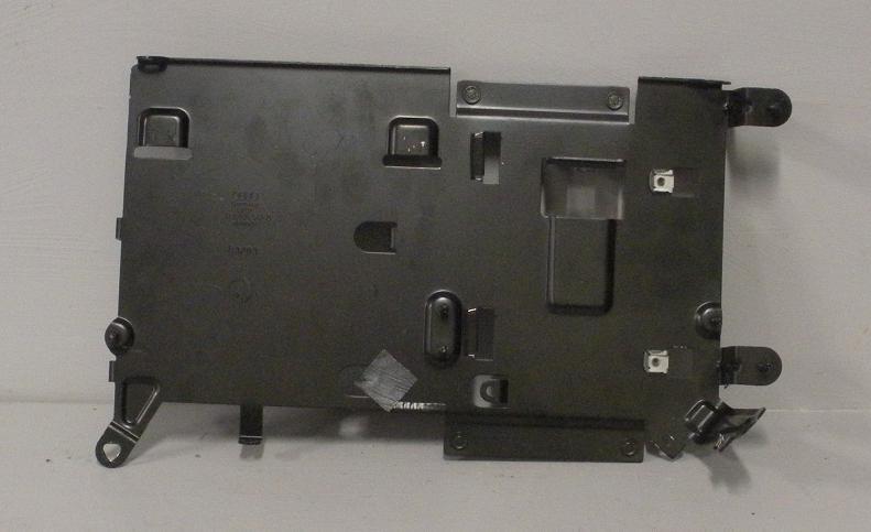Audi a8 d3 mounting bracket 4e0035547b