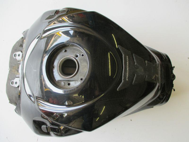 Sell 20072008 SUZUKI GSXR 1000 GSXR1000 GAS FUEL PETROL TANK RESERVOIR