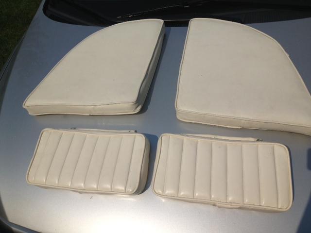 Grady white overnighter cushion set