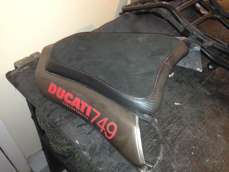 Ducati biposto subframe and seat with plastic fairing oem ducati 999, 749