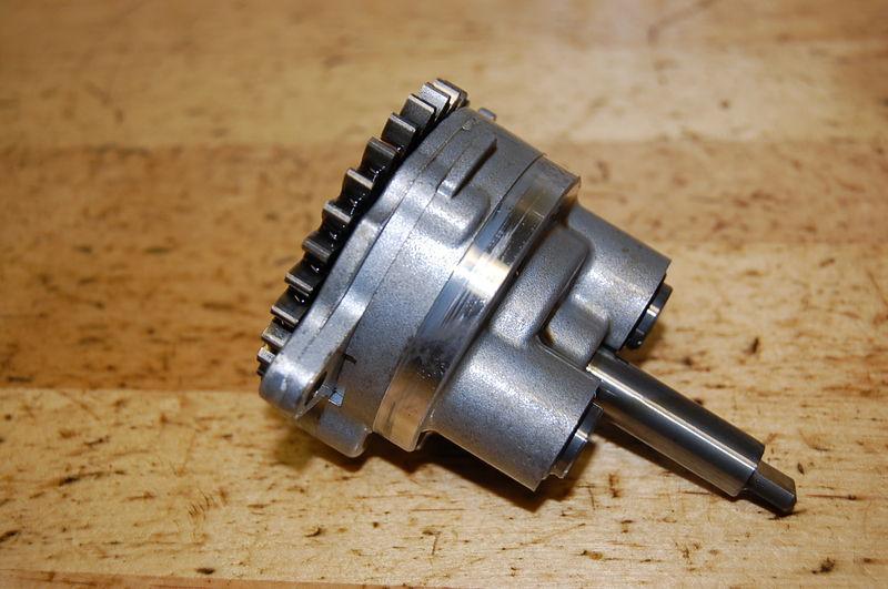 K47 kawasaki ex250 ninja 250 250r 2008 engine oil pump