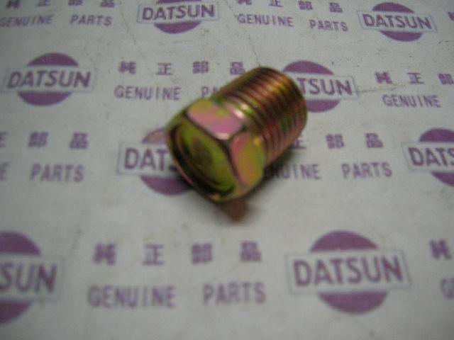 Datsun 1200 taper plug npt1/4 b10 b110 b120 b210 b310 a12 a14 a15 nissan genuine