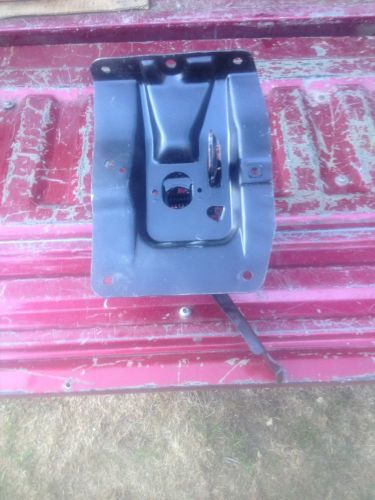 1969 chevrolet impala/caprice hood latch