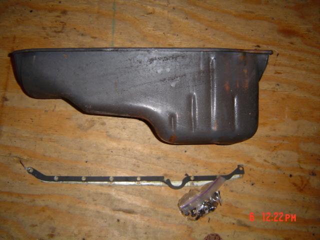 Omc 5.0l -- gm -- oil pan  for 1 piece rear main seal  -- original factory part