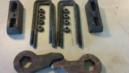 Stock torsion keys, u-bolts, and blocks for 01 gmc sierra z-71