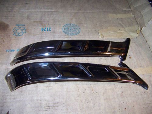 1956/ 57 chevy paint dividers have been polished nice
