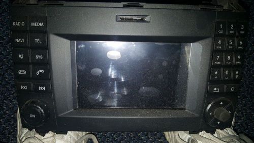 Mercedes sprinter comand radio stereo headunit ry2350 a9069000203 a9069004301