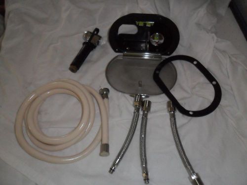 Marine or rv shower staion