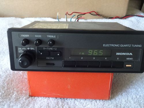 1983 - 1987 honda civic am/fm radio oem digital used excellent rare.