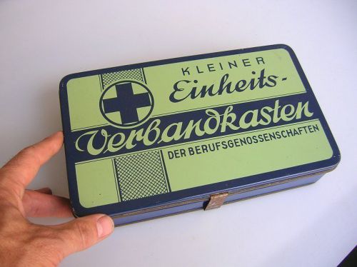 Vintage metal car first aid box set