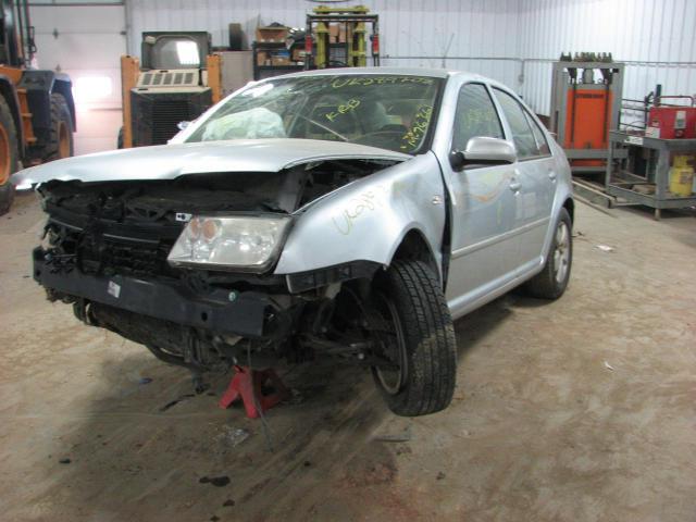 2005 volkswagen jetta rear seat belt & retractor only rh passenger black