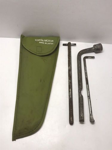 VINTAGE TIRE JACK LUG WRENCH HUB TOOL KIT GREEN TOYOTA MOTOR BAG MADE JAPAN, US $30.00, image 9