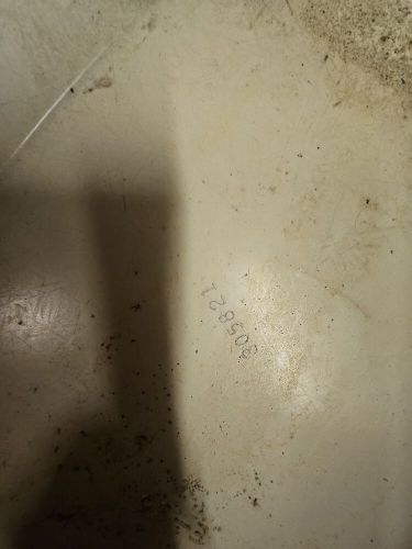 1983 Evinrude 35 HP Outboard Hood Cowl Engine Cover Housing 305821, US $50.00, image 5